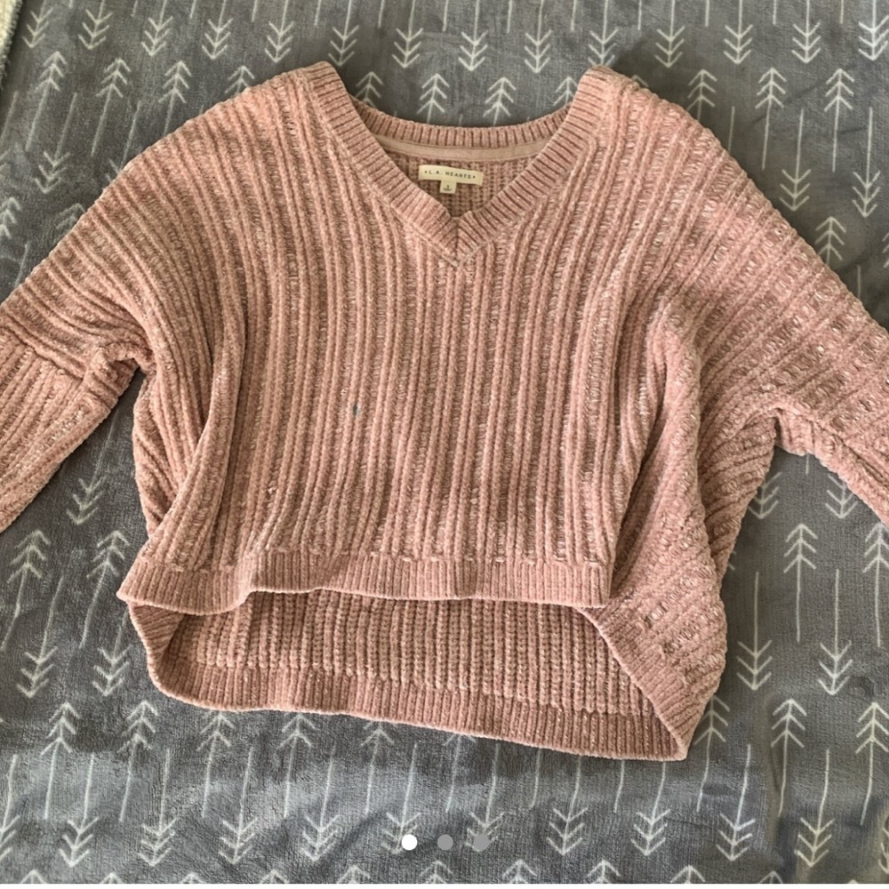 velvet pacsun sweater v neck